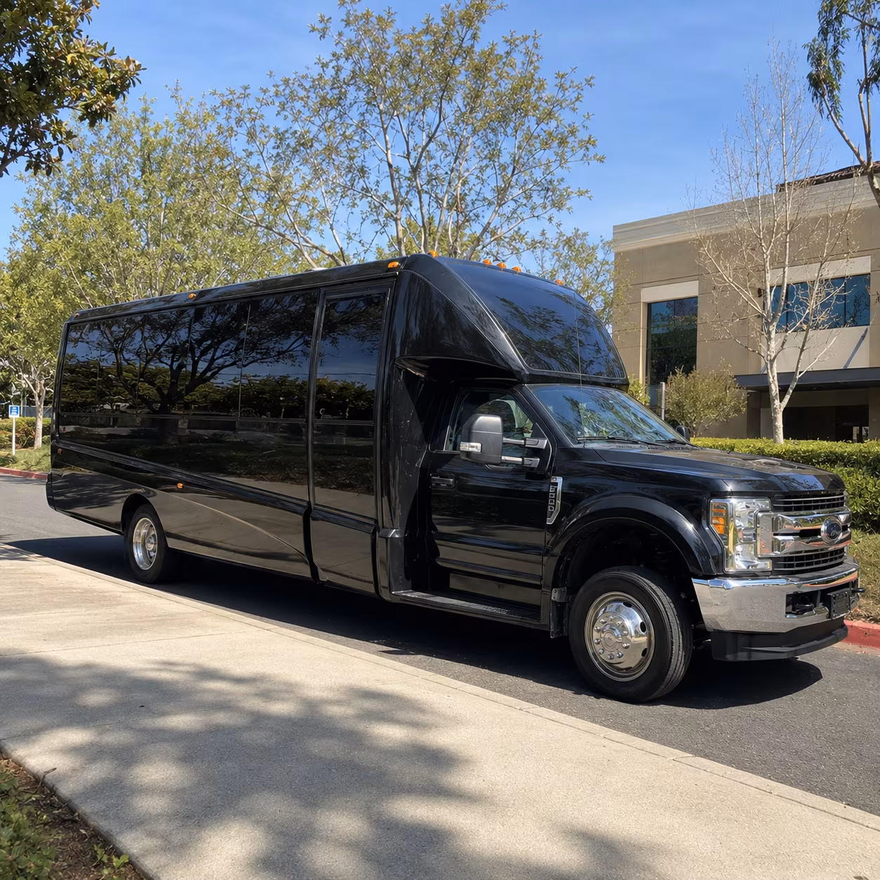 Clarksville Homecoming & Prom Party Bus Rentals
