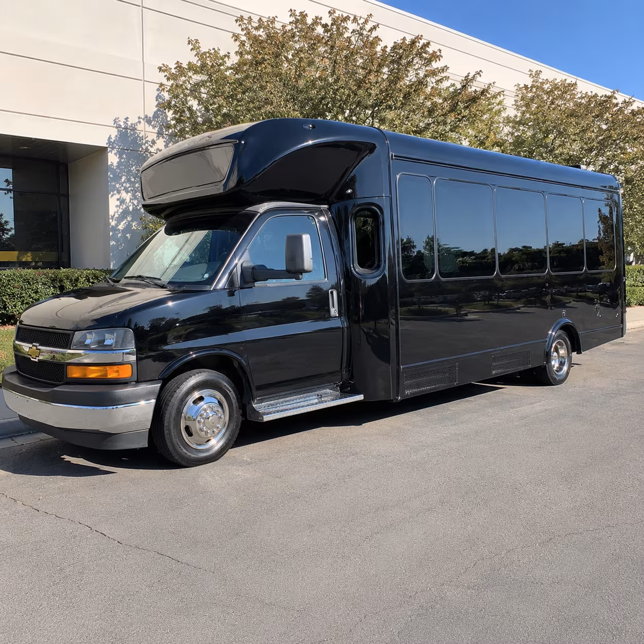 Hendersonville Birthday, Sweet 16, & Quinceañera Party Bus Rentals