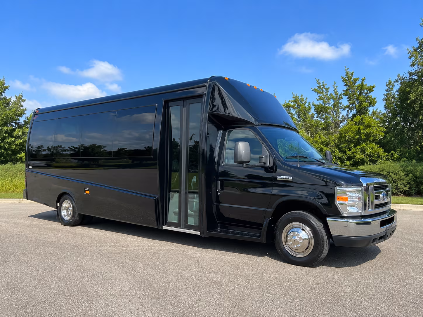 Murfreesboro Airport Shuttle & Transportation party bus interior